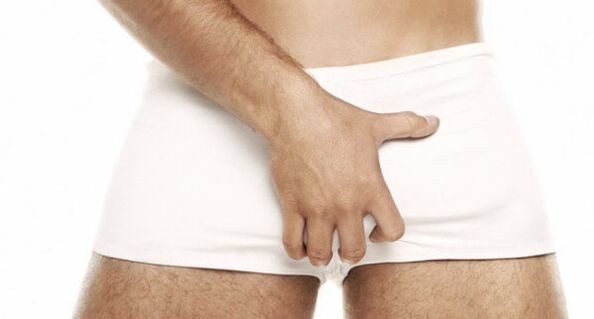 Un hombre con potencia débil.